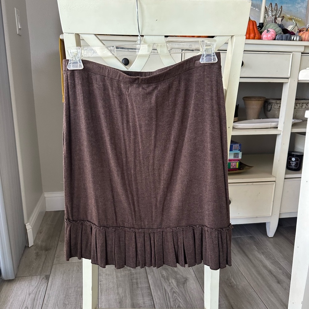Max Studio brown skirt. size M